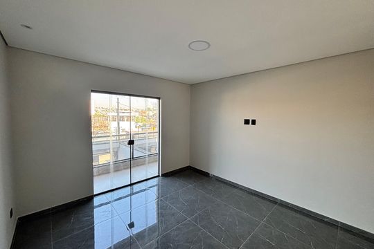 Sala de casa à venda com 3 quartos, 150m² em Jardim Artur Alvim, São Paulo