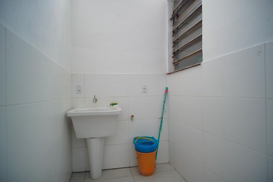 Área de Serviço de casa à venda com 2 quartos, 140m² em Chácara das Pedras, Porto Alegre