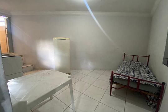 Kitnet de kitnet/studio para alugar com 1 quarto, 25m² em Vila Dalva, São Paulo