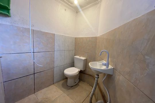 Kitnet - Banheiro de kitnet/studio para alugar com 1 quarto, 25m² em Vila Dalva, São Paulo