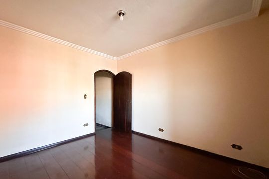 Sala de casa para alugar com 4 quartos, 245m² em Jardim Independencia, São Bernardo do Campo