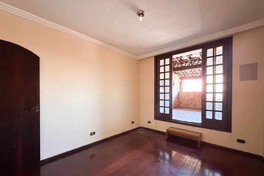 Casa para alugar com 4 quartos, 245m² em Jardim Independencia, São Bernardo do Campo