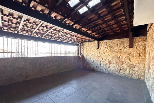 Sacada de casa para alugar com 4 quartos, 245m² em Jardim Independencia, São Bernardo do Campo