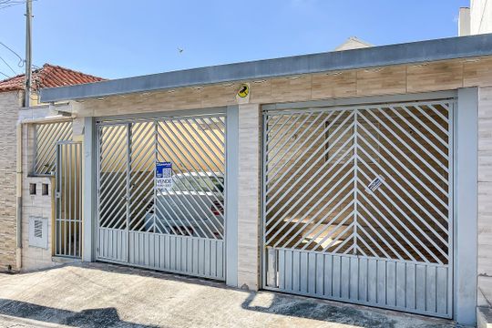 Fachada + plaquinha  de casa à venda com 2 quartos, 91m² em São José, São Caetano do Sul