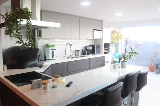 Cozinha de apartamento à venda com 3 quartos, 150m² em Nova Gerti, São Caetano do Sul