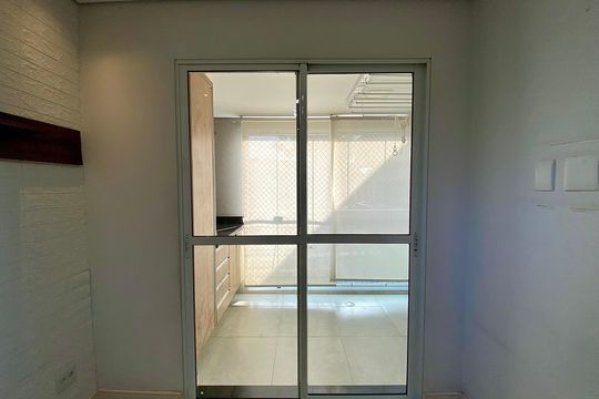 Varanda da Sala de apartamento à venda com 2 quartos, 48m² em Carandiru, São Paulo