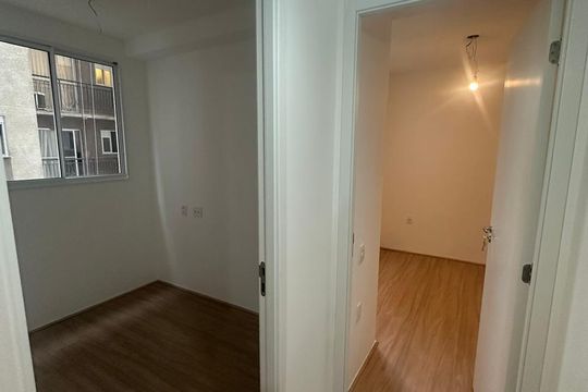 Corredor de apartamento para alugar com 2 quartos, 33m² em Várzea da Barra Funda, São Paulo