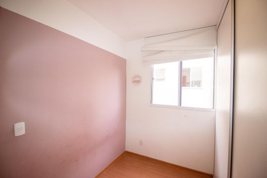 Quarto 1 de apartamento à venda com 2 quartos, 42m² em Tres Barras, Contagem