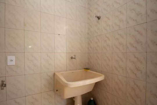 Área de serviço de casa de condomínio para alugar com 5 quartos, 450m² em Jardim Botânico, Brasília