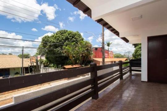 Varanda de casa de condomínio para alugar com 5 quartos, 450m² em Jardim Botânico, Brasília
