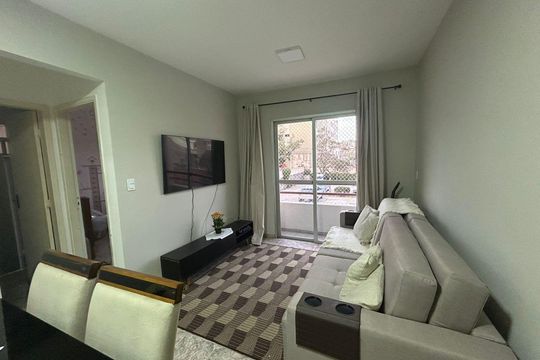 Sala de apartamento à venda com 2 quartos, 54m² em Vila Francisco Matarazzo, Santo André