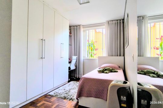 Casa à venda com 6 quartos, 400m² em Renascença, Belo Horizonte