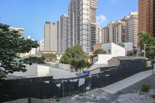 Vista da Sacada de kitnet/studio à venda com 1 quarto, 23m² em Perdizes, São Paulo