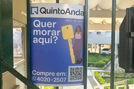 Fachada plaquinha  de apartamento à venda com 3 quartos, 78m² em Vila Claudia, São Paulo