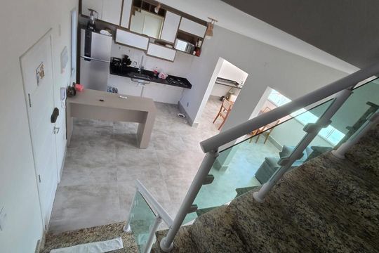 Escada de apartamento à venda com 2 quartos, 69m² em Vila Ré, São Paulo