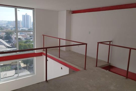 Quarto de apartamento à venda com 1 quarto, 52m² em Santa Terezinha, Santo André