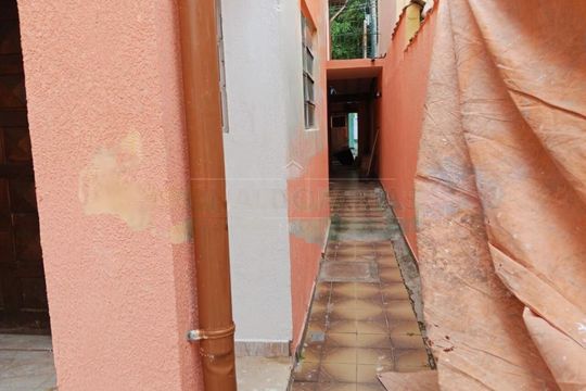 Casa à venda com 3 quartos, 95m² em Jardim Bonito, São Paulo