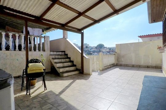 Área Externa de casa à venda com 4 quartos, 120m² em Rio Pequeno, São Paulo