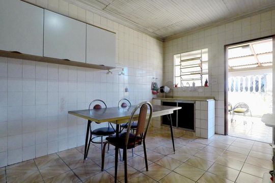 Cozinha de casa à venda com 4 quartos, 120m² em Rio Pequeno, São Paulo