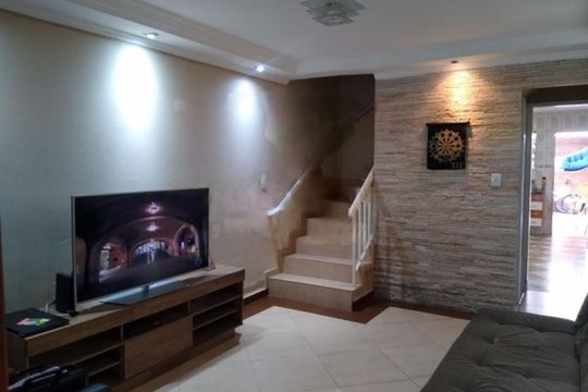 Casa à venda com 2 quartos, 80m² em Jardim Sertaozinho, São Paulo