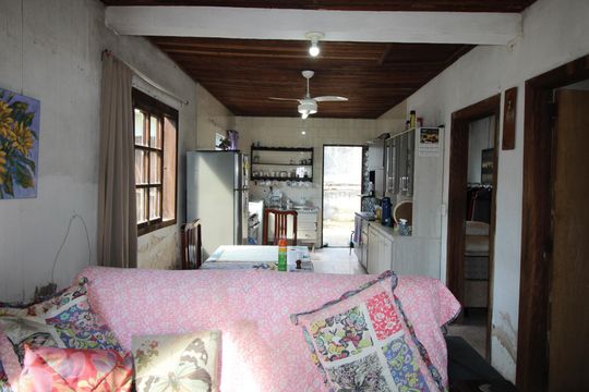 Sala de casa para alugar com 2 quartos, 90m² em Costa E Silva, Porto Alegre