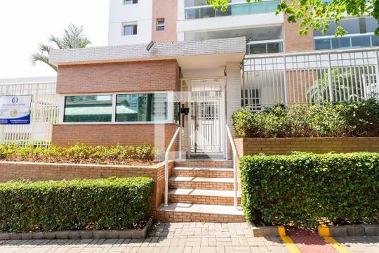 Fachada de apartamento para alugar com 3 quartos, 152m² em Vila Romana, São Paulo