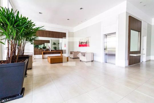 Área comum de apartamento para alugar com 3 quartos, 152m² em Vila Romana, São Paulo