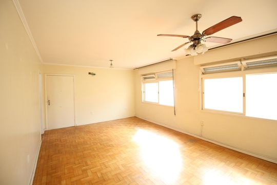Sala de apartamento à venda com 3 quartos, 99m² em Moinhos de Vento, Porto Alegre