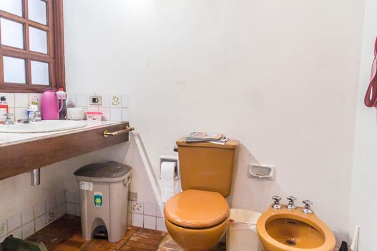 Banheiro da Suíte de casa de condomínio à venda com 4 quartos, 540m² em Residencial Tres (alphaville), Santana de Parnaíba