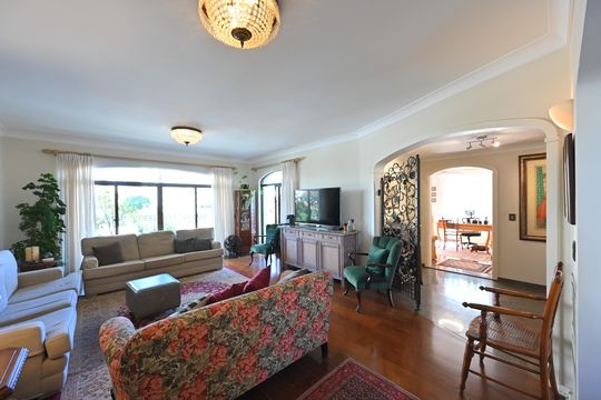 Sala de apartamento à venda com 4 quartos, 220m² em Mirandópolis, São Paulo