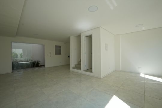 Sala de casa de condomínio para alugar com 3 quartos, 120m² em Vila Monumento, São Paulo