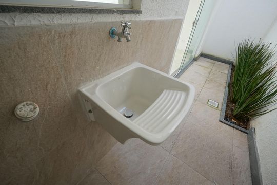 Área de Serviço de casa de condomínio para alugar com 3 quartos, 120m² em Vila Monumento, São Paulo
