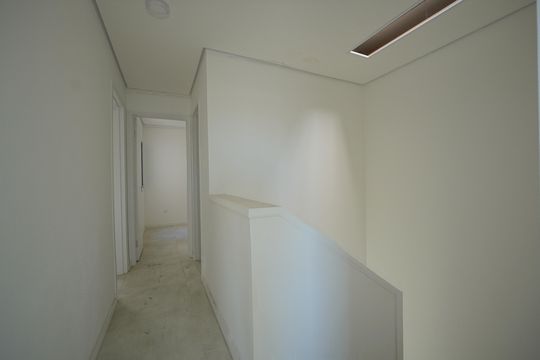 Corredor de casa à venda com 3 quartos, 120m² em Vila Monumento, São Paulo