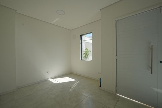 Sala de casa à venda com 3 quartos, 120m² em Vila Monumento, São Paulo