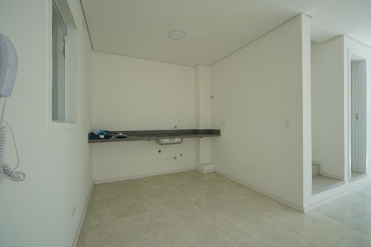 Cozinha de casa à venda com 3 quartos, 120m² em Vila Monumento, São Paulo