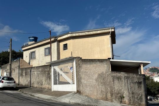 Fachada  de casa à venda com 3 quartos, 154m² em Jardim Irene, São Bernardo do Campo
