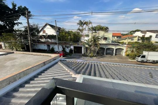 Casa para alugar com 5 quartos, 280m² em Jardim Campo Grande, São Paulo