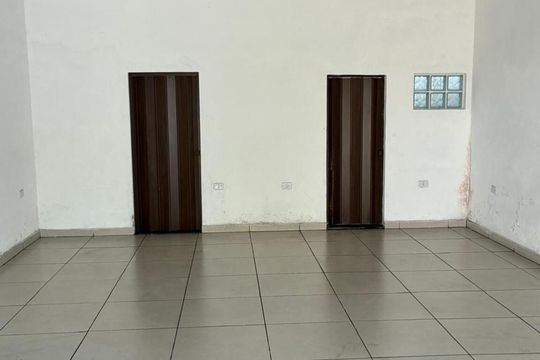 Sala de kitnet/studio para alugar com 1 quarto, 20m² em Jardim Maia, São Paulo