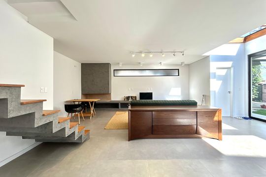 Sala  de casa para alugar com 8 quartos, 780m² em Campeche Leste, Florianópolis