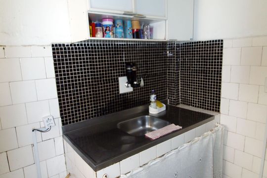 Cozinha de apartamento à venda com 2 quartos, 55m² em Olaria, Rio de Janeiro