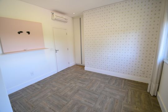 Quarto 2 - Suíte de casa de condomínio para alugar com 3 quartos, 310m² em Residencial Parque dos Alecrins, Campinas