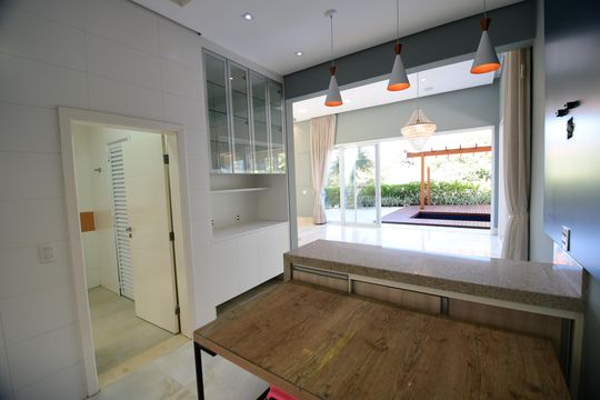 Cozinha de casa de condomínio para alugar com 3 quartos, 310m² em Residencial Parque dos Alecrins, Campinas