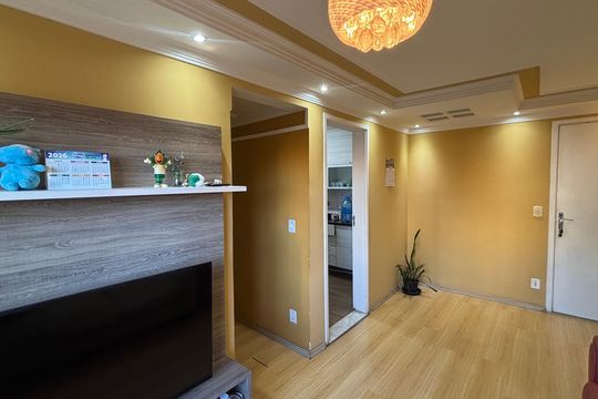 Sala de apartamento à venda com 2 quartos, 51m² em Parque Erasmo Assunção, Santo André