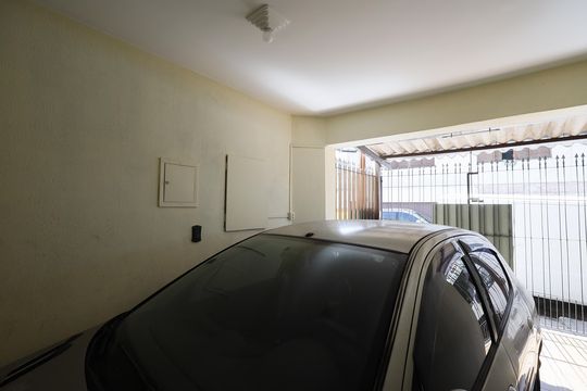 Garagem de casa à venda com 4 quartos, 300m² em Vila Guilherme, São Paulo