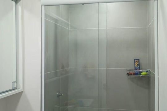 Banheiro  de apartamento à venda com 2 quartos, 46m² em Sarandi, Porto Alegre