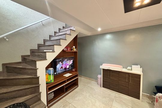Casa à venda com 3 quartos, 150m² em Parque Boturussu, São Paulo