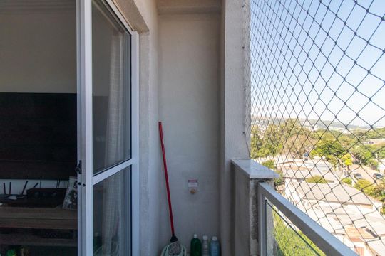 Sacada de apartamento à venda com 3 quartos, 111m² em Teresópolis, Porto Alegre