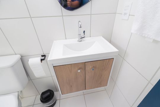 Banheiro de kitnet/studio à venda com 1 quarto, 24m² em Vila Campanela, São Paulo