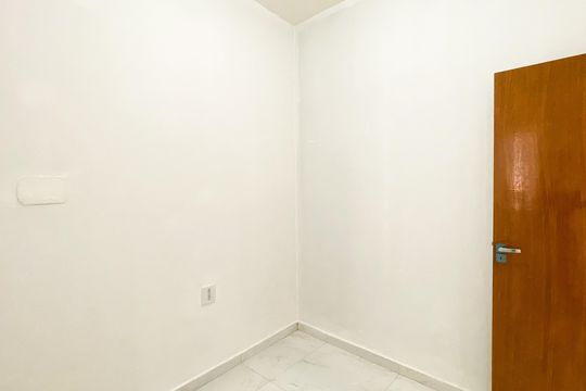 Quarto 2 de casa para alugar com 2 quartos, 70m² em Vila Marieta, São Paulo