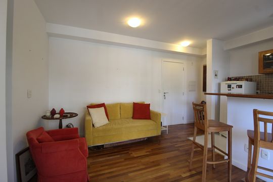 Sala de apartamento para alugar com 2 quartos, 76m² em Vila Olímpia, São Paulo